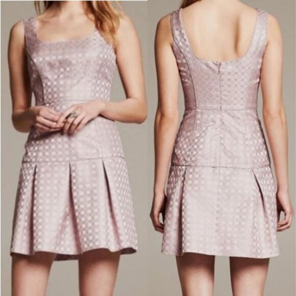 BANANA REPUBLIC Women's Pink Metallic Monogram Drop Waist Dress Size 2 - Picture 1 of 8